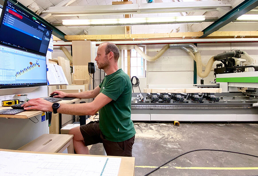Schreinerei mit CNC-Maschine