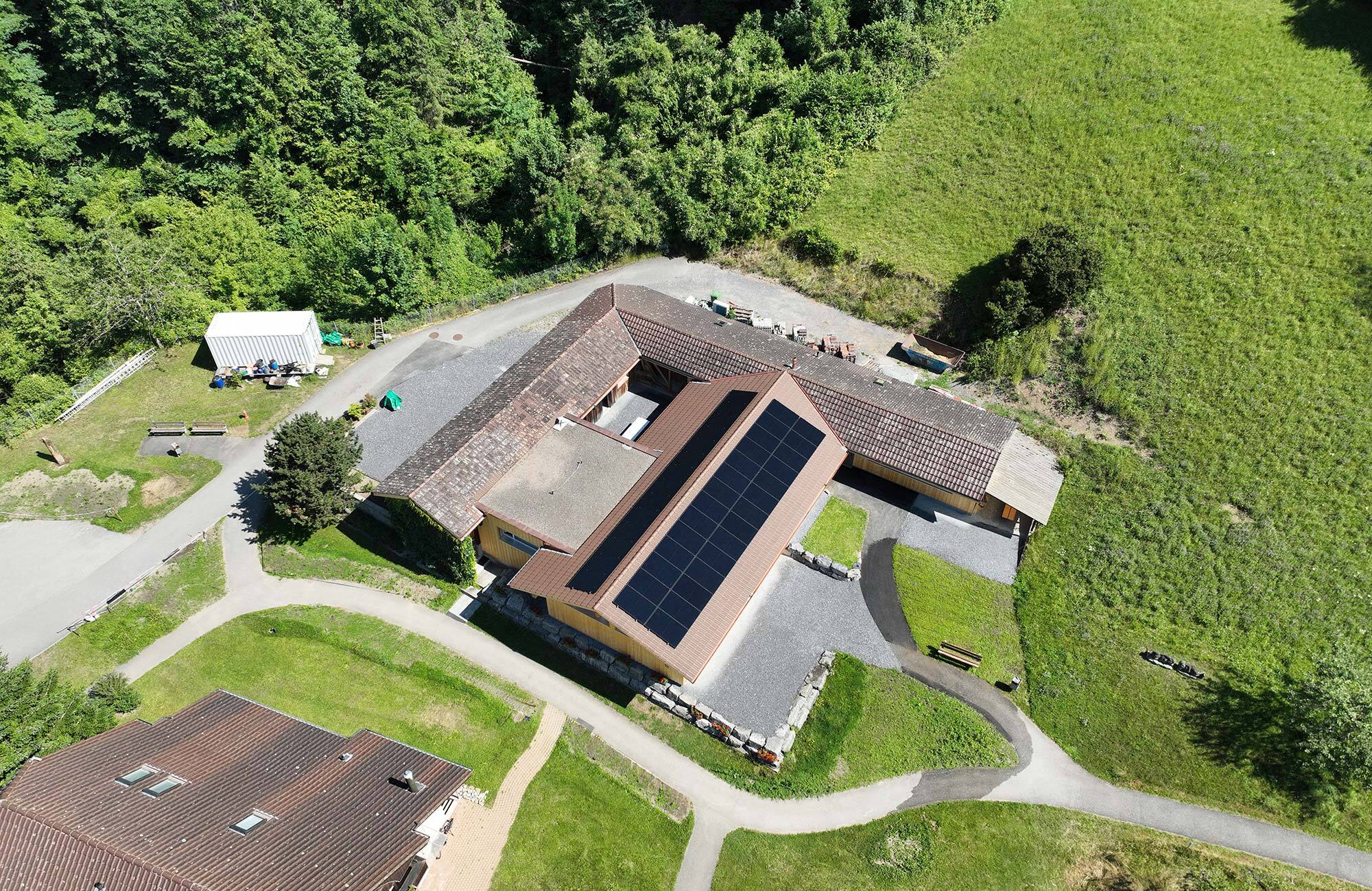 Anbau und Sanierung Bürogebäude