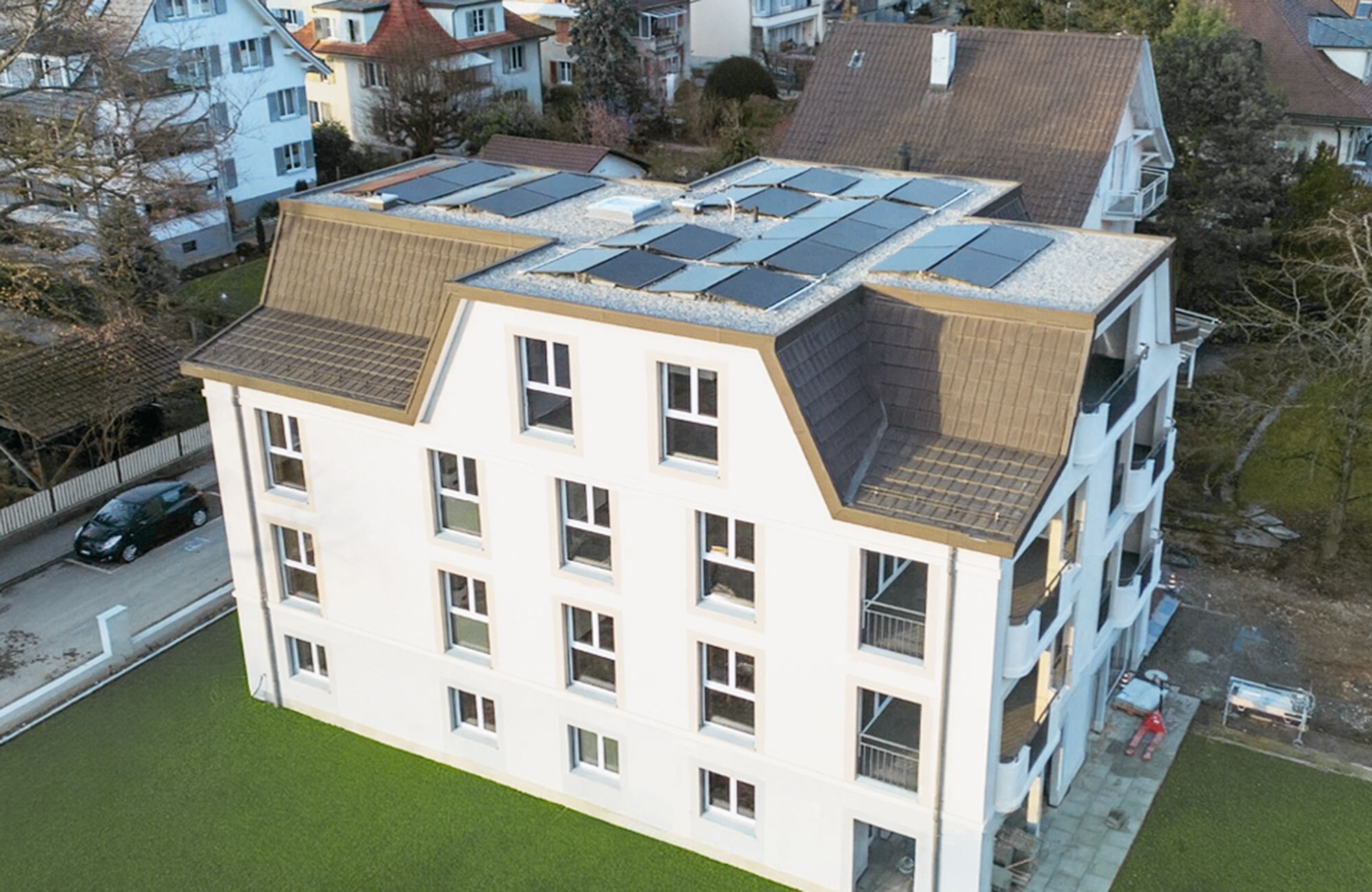 Kombination Flachdach und Steildach