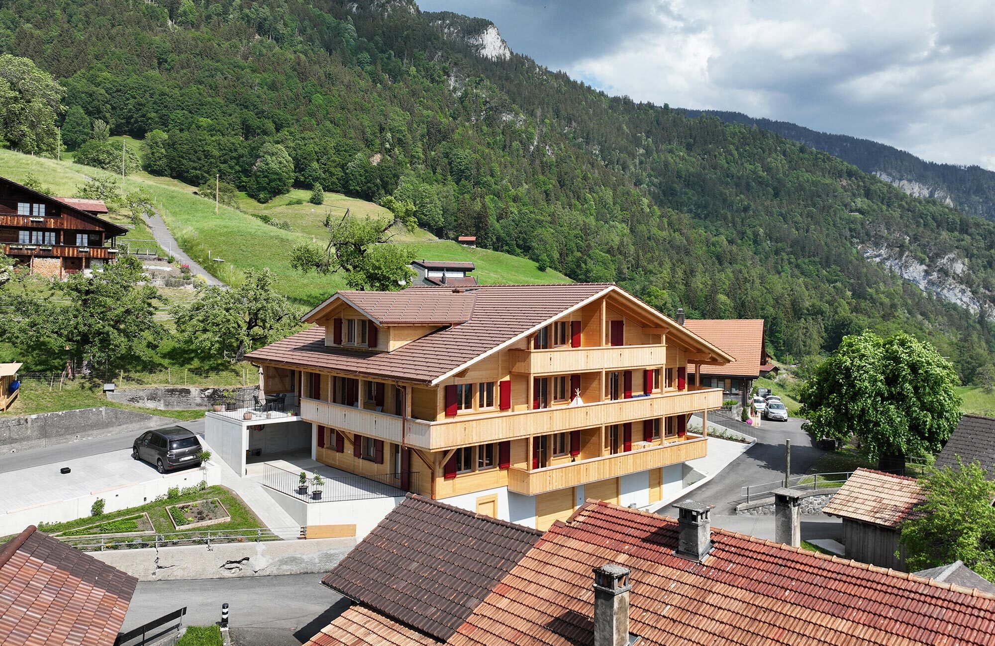 Ersatzneubau Mehrfamilienhaus aus Holz
