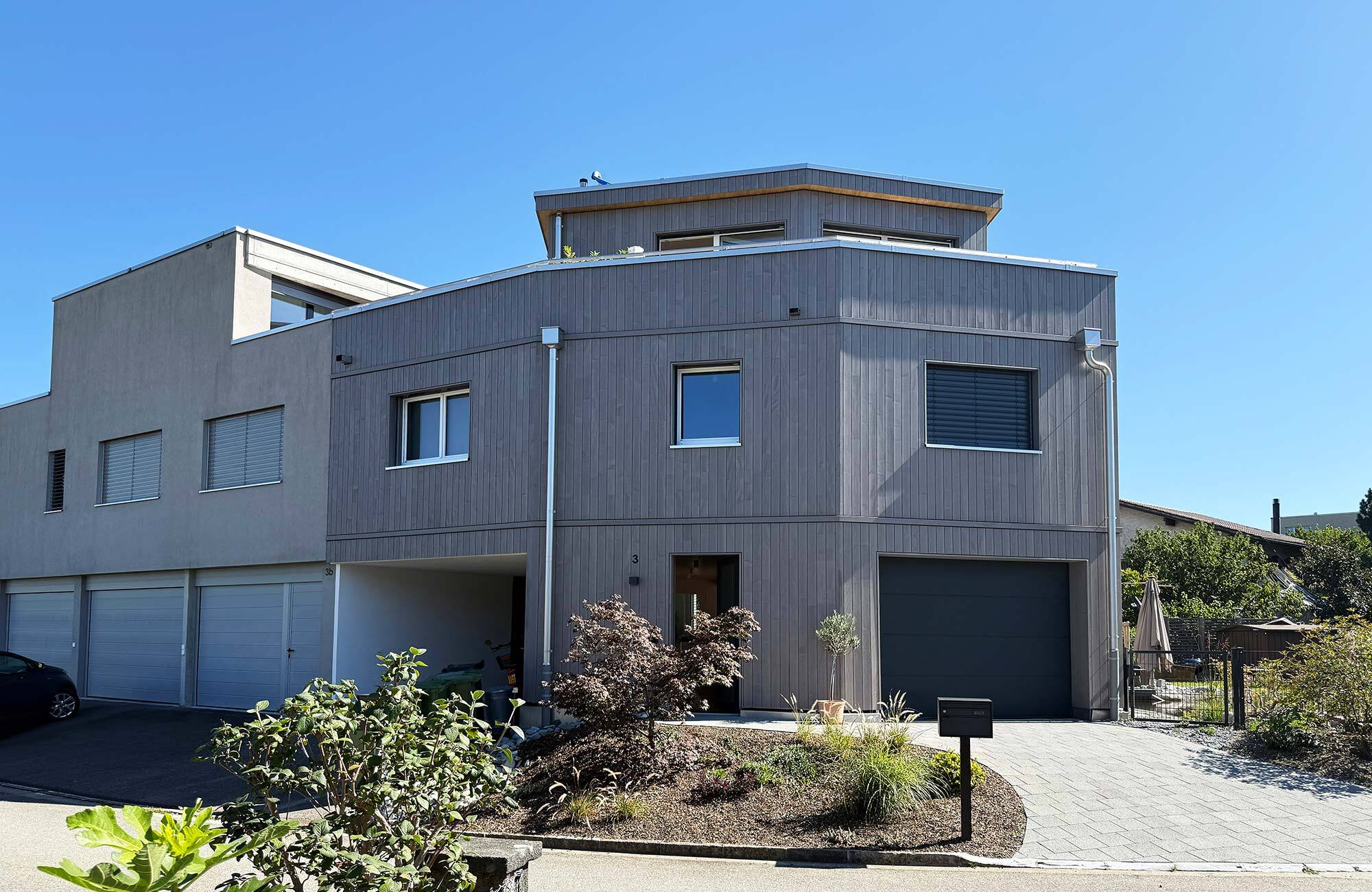 Fassade aus Fichtenholz