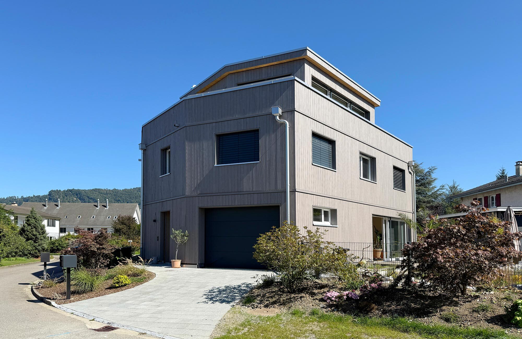 Ersatzneubau Wohnhaus mit Fassade aus Fichtenholz