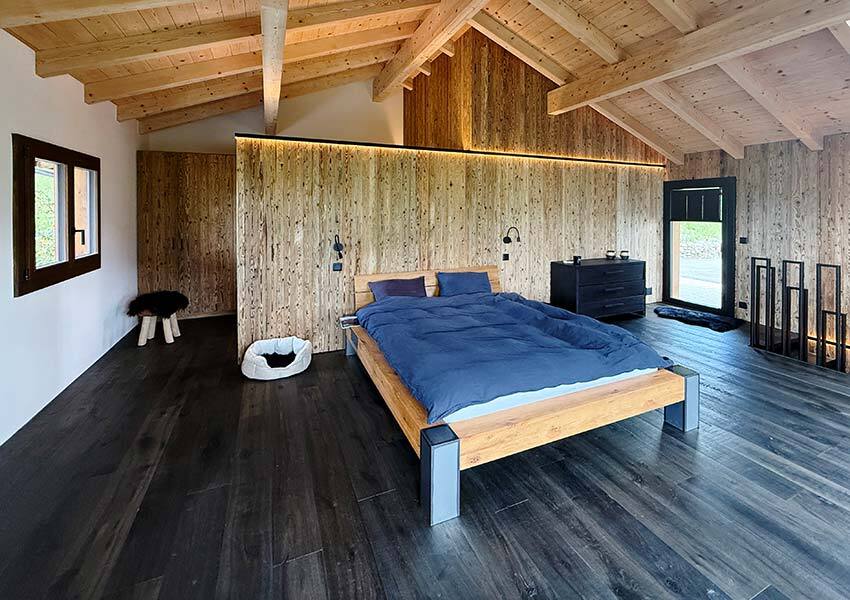 Innenausbau Chalet mit Altholz