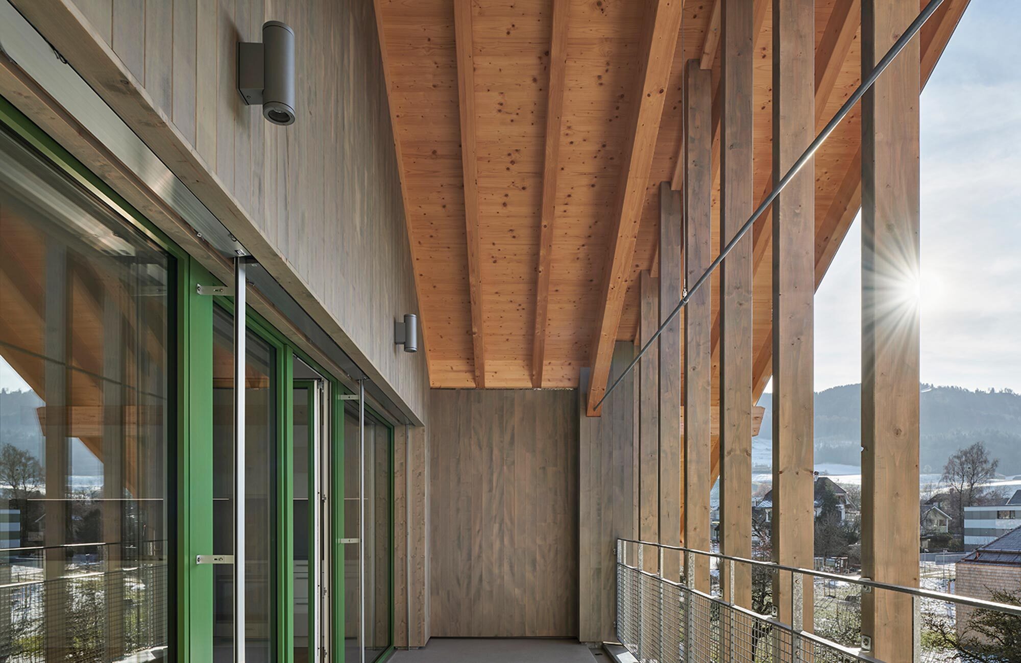 Untersicht Balkon aus Holz