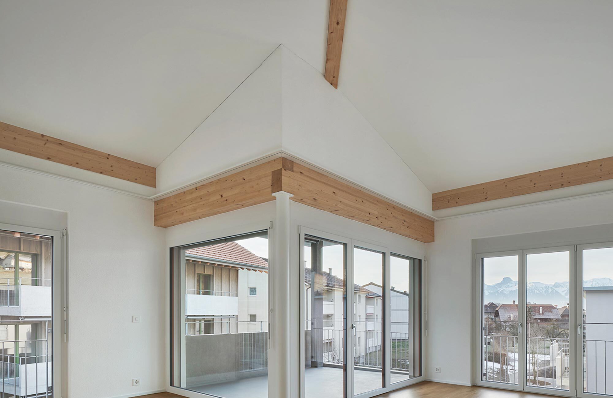 Neubau mit Ecke f&uuml;r Balkon