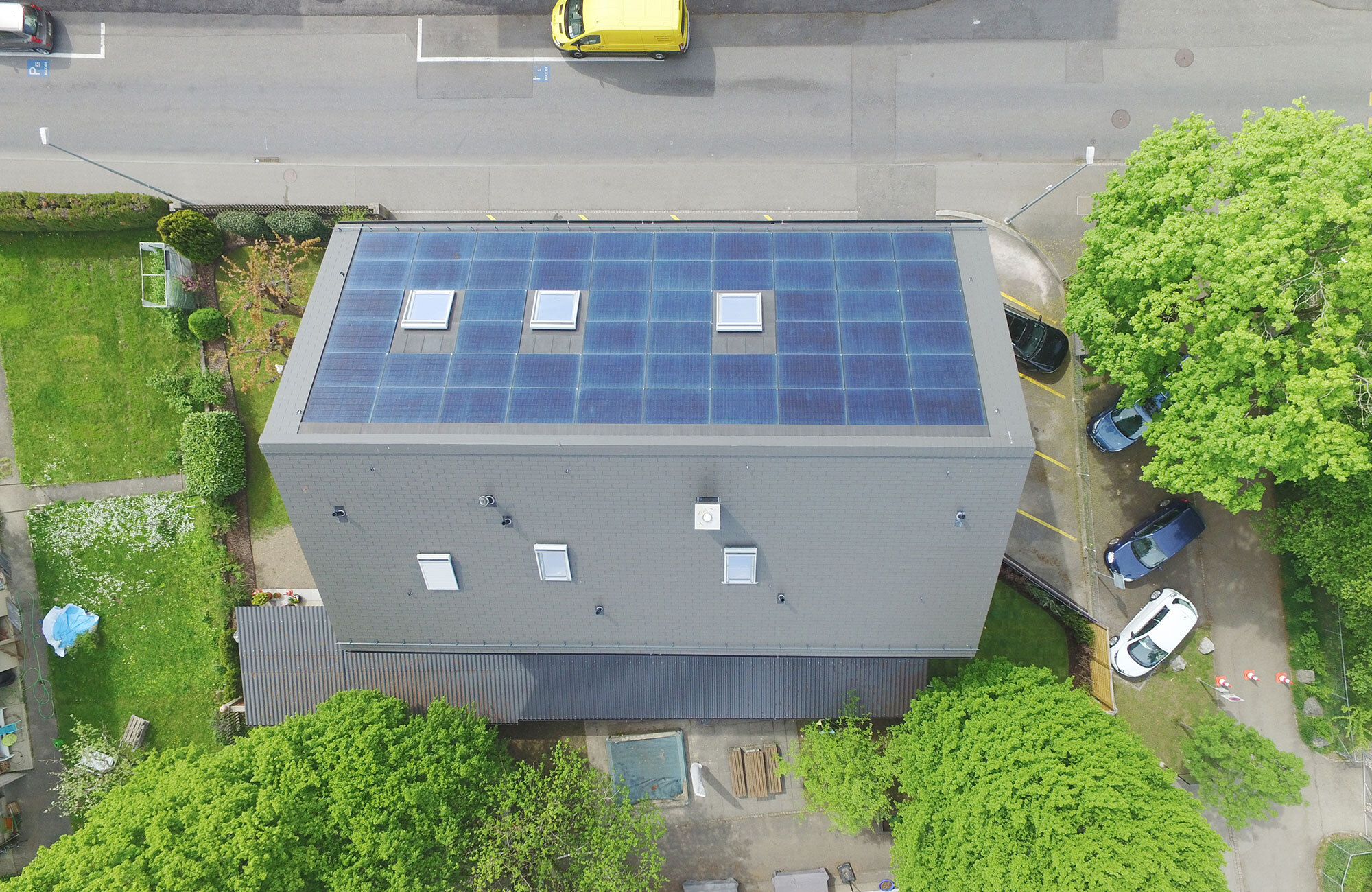 Dachsanierung mit PV-Anlage