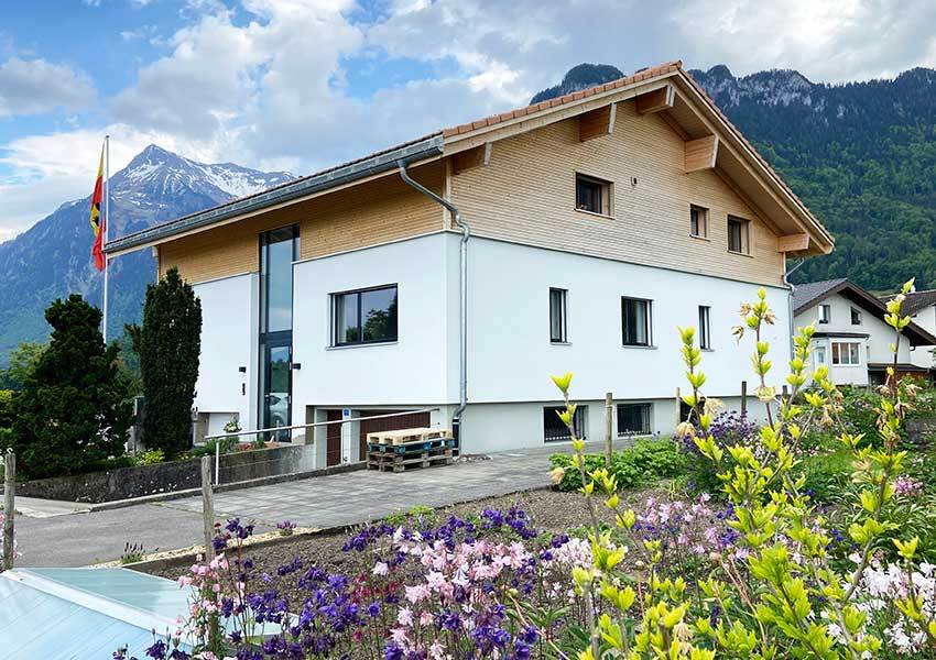 Aufstockung und Sanierung Einfamilienhaus