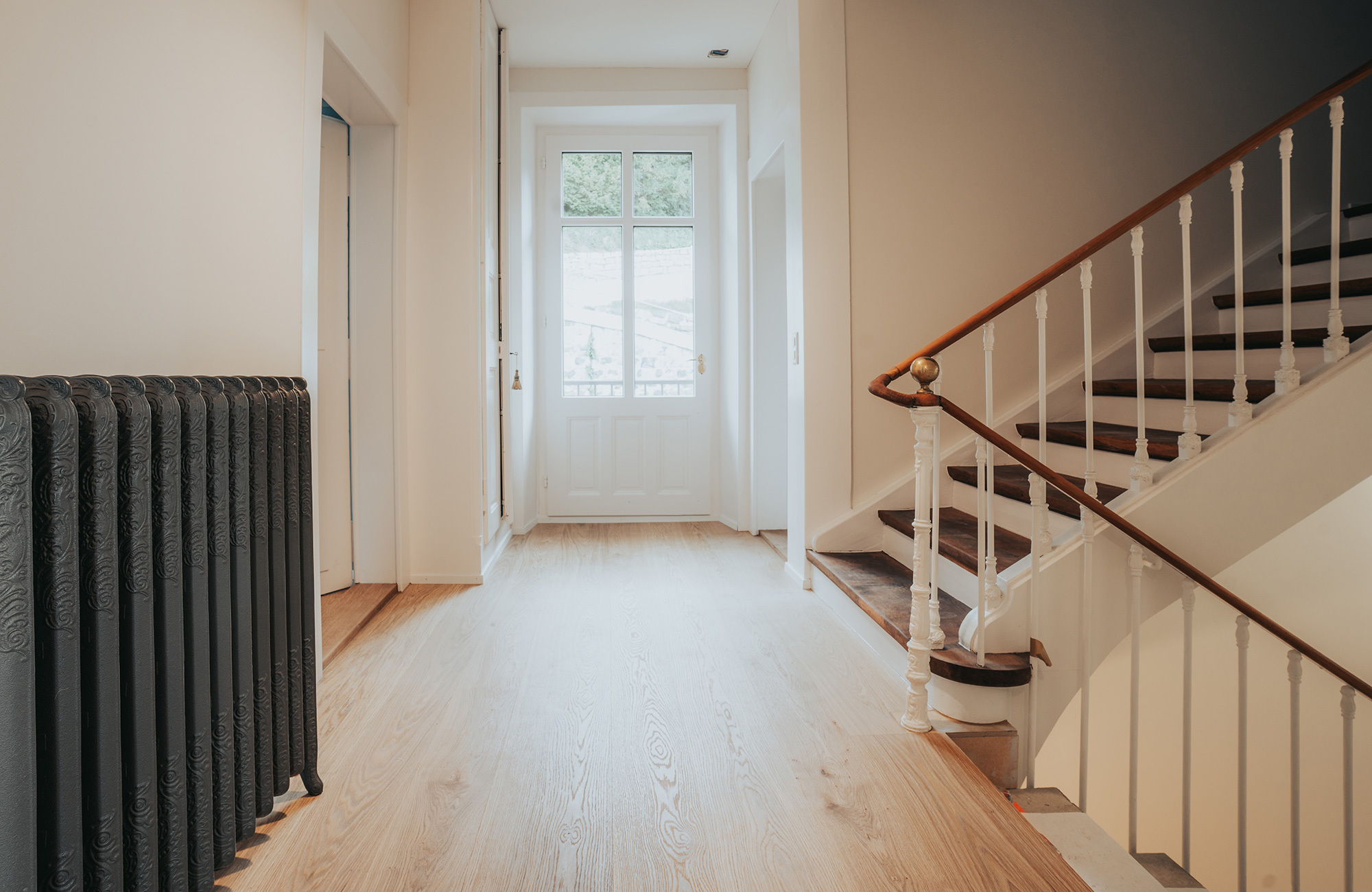 Bodenaufbauten für bestehende Treppe