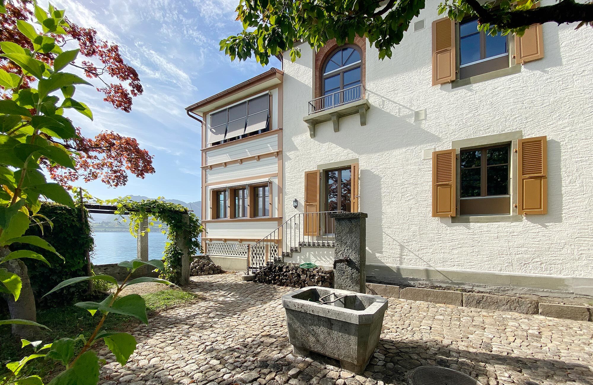 Sanierung mit Anbau in Holz